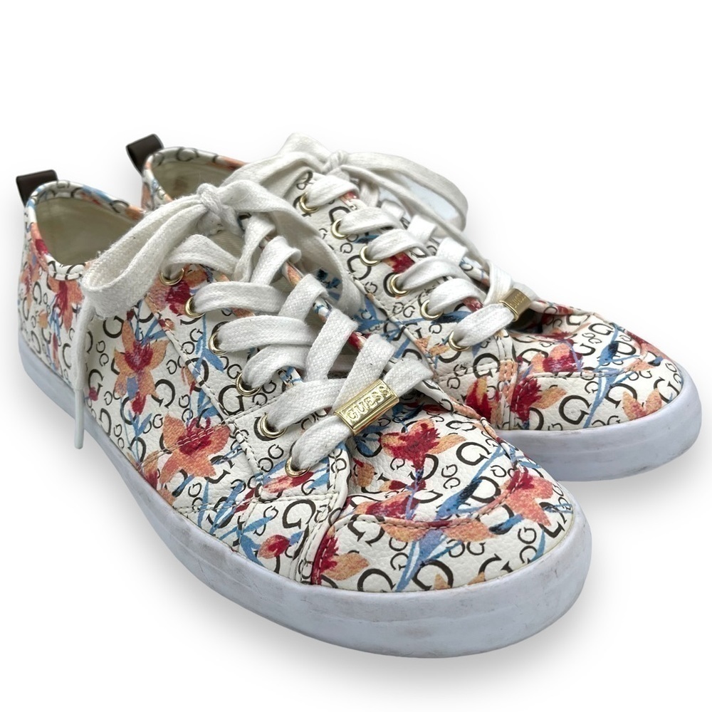 4 for $20 SALE! Guess Goodlie 2 Faux Leather Sneakers, White Floral, Size 9